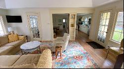 4 Windward Way, Falmouth MA 02540