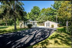 4 Windward Way, Falmouth MA 02540