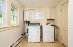 4 Windward Way, Falmouth MA 02540