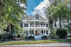 35 Park Square N, Beaufort SC 29907