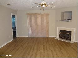 2800 Mulberry Lane Unit D, Greenville NC 27858