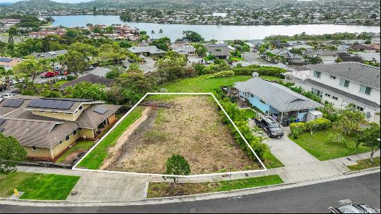 Akipola Street, Kailua HI 96734