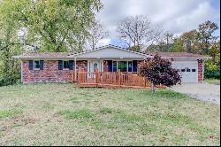 1221 Birdie Hills Road, St Peters MO 63376