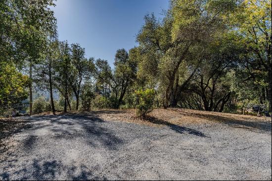 5793 Forest Lake Rd, Diamond Springs CA 95619