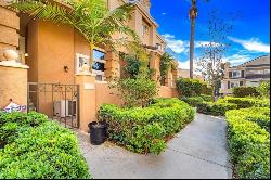 7162 Calabria Ct. #B, San Diego CA 92122