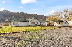 870 Craig Rd, Naches WA 98937