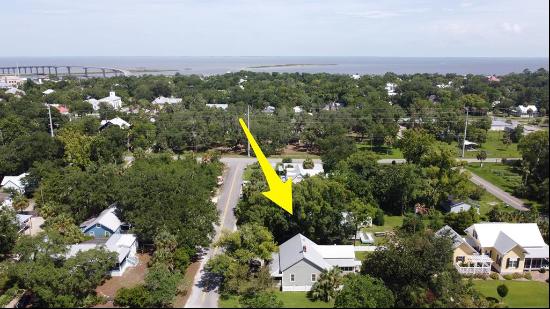 112 Dr Frederick S Humphries St, Apalachicola FL 32320