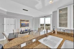 21050 Point Pl Unit 605, Aventura FL 33180