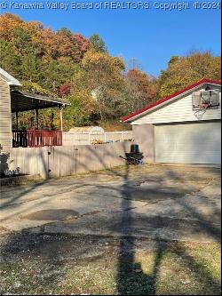 585 Pauley Road, South Charleston WV 25302