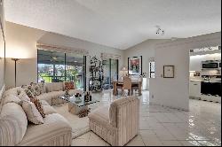 10343 S Circle Lake Drive #202, Boynton Beach FL 33437