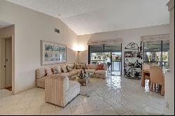 10343 S Circle Lake Drive #202, Boynton Beach FL 33437