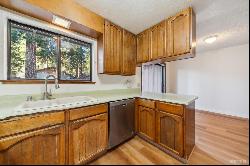 1189 Fairway Avenue, South Lake Tahoe CA 96150