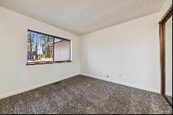 1189 Fairway Avenue, South Lake Tahoe CA 96150