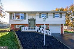 444 Holbrook Avenue, Lancaster PA 17601