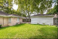 3418 Linkwood Drive, Houston TX 77025