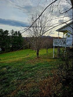 107 Deer track Lane, Honaker VA 24260