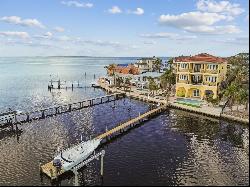 1679 Sea Breeze Drive, Tarpon Springs FL 34689