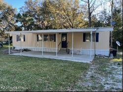 208 Navajo Street, Satsuma FL 32189