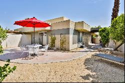 1421 Sunflower Circle N, Palm Springs CA 92262