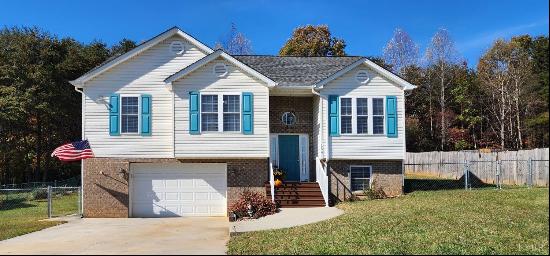 154 Russell Springs Drive, Lynchburg VA 24501