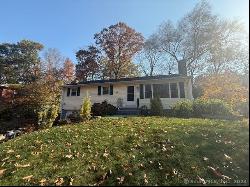 69 Dogwood Lane, Meriden CT 06450