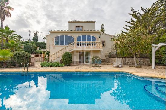 Charming Spanish-Style Villa for Sale in Jávea, Jávea 03730