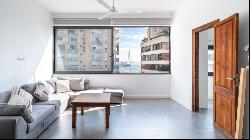 Sunny apartment with views for sale in the area El Terreno, Palm, Palma de Mallorca 07014