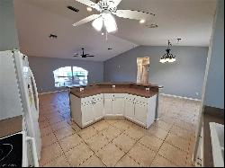 2206 SW 39th St, Cape Coral FL 33914