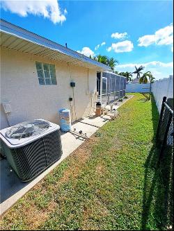 2206 SW 39th St, Cape Coral FL 33914