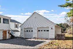 4 Lita Lane, Newmarket NH 03857