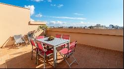 Penthouse with terrace and parking for sale in the centre of Pal, Palma de Mallorca 07011