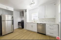 1824 10th Street Unit 4, Santa Monica CA 90404