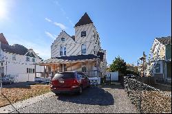 46 Park Avenue, Bay Shore NY 11706