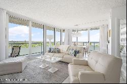 3554 Ocean Drive Unit 702s, Vero Beach FL 32963