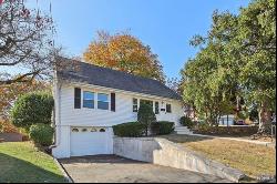 42 Donna Drive, Bloomfield NJ 07003