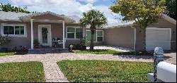 699 140th Avenue E, Madeira Beach FL 33708