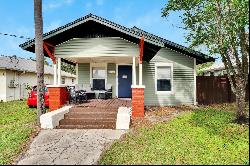 1312 E Louise Avenue, Tampa FL 33603