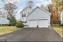 29 Sundew Drive, Ewing NJ 08638