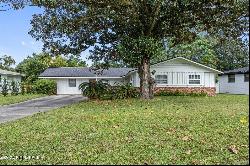 923 Overlook Drive, Jacksonville FL 32211