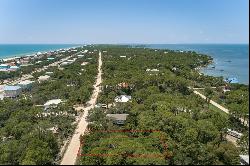 857 W Pine Ave, St. George Island FL 32328