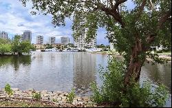 2930 Point East Dr Unit E309, Aventura FL 33160