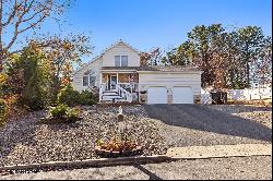 1057 Crew Lane, Manahawkin NJ 08050