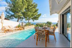 Bandol, L’Escourche neighborhood - Contemporary Villa with Sea View