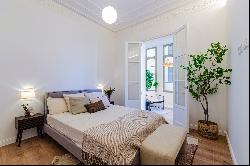 Beautiful refurbished apartment in Eixample