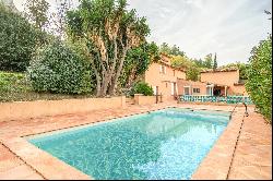 Cassis - House in the vineyards with pool