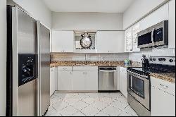 15 Greenway Plaza #7B