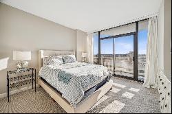 15 Greenway Plaza #7B