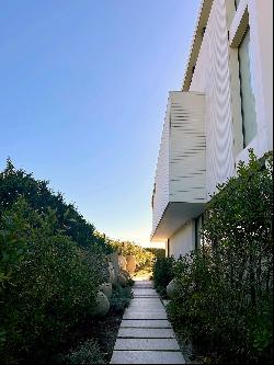 Newly Constructed Oceanfront, Bridgehampton