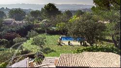 Beautiful Villa Near Lourmarin