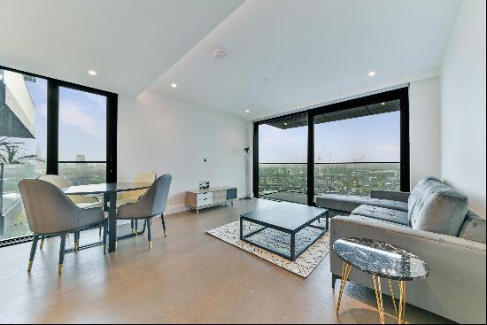 Exceptional One Bedroom Apartment to rent in The Dumont, SE1.